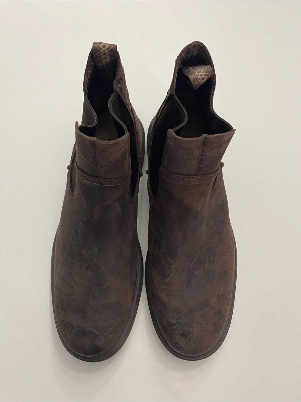 UGG Men's Dark Brown Chukka Boots